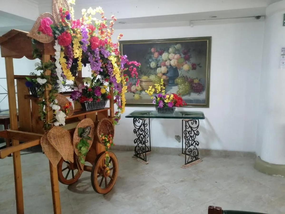 Hotel Laureles 70 Medellin