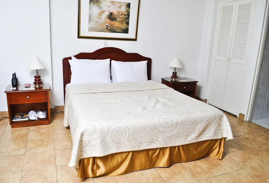 ***  Hotel Laureles 70 Medellin Colombia