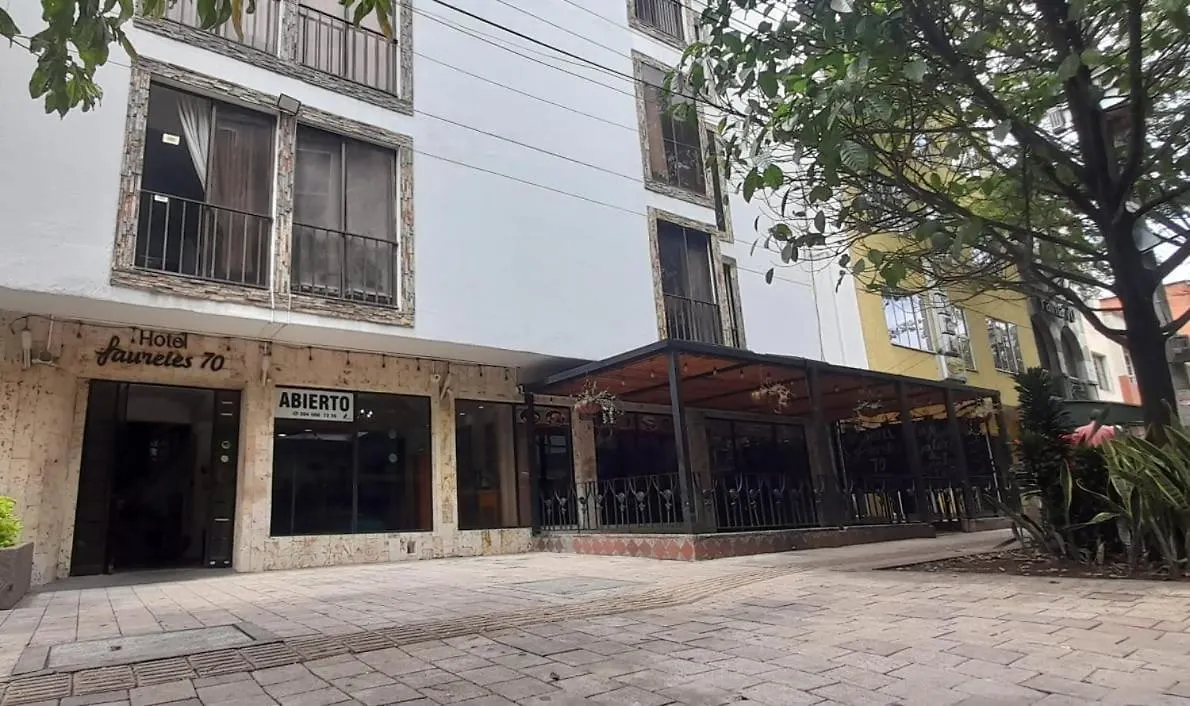 ***  Hotel Laureles 70 Medellin Colombia