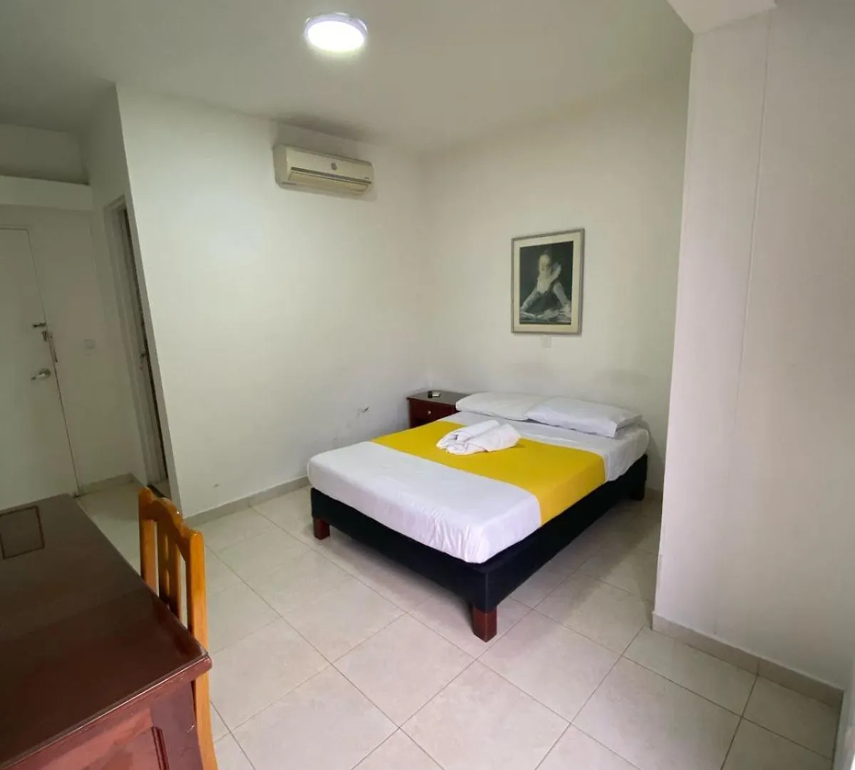 Hotel Laureles 70 Medellin