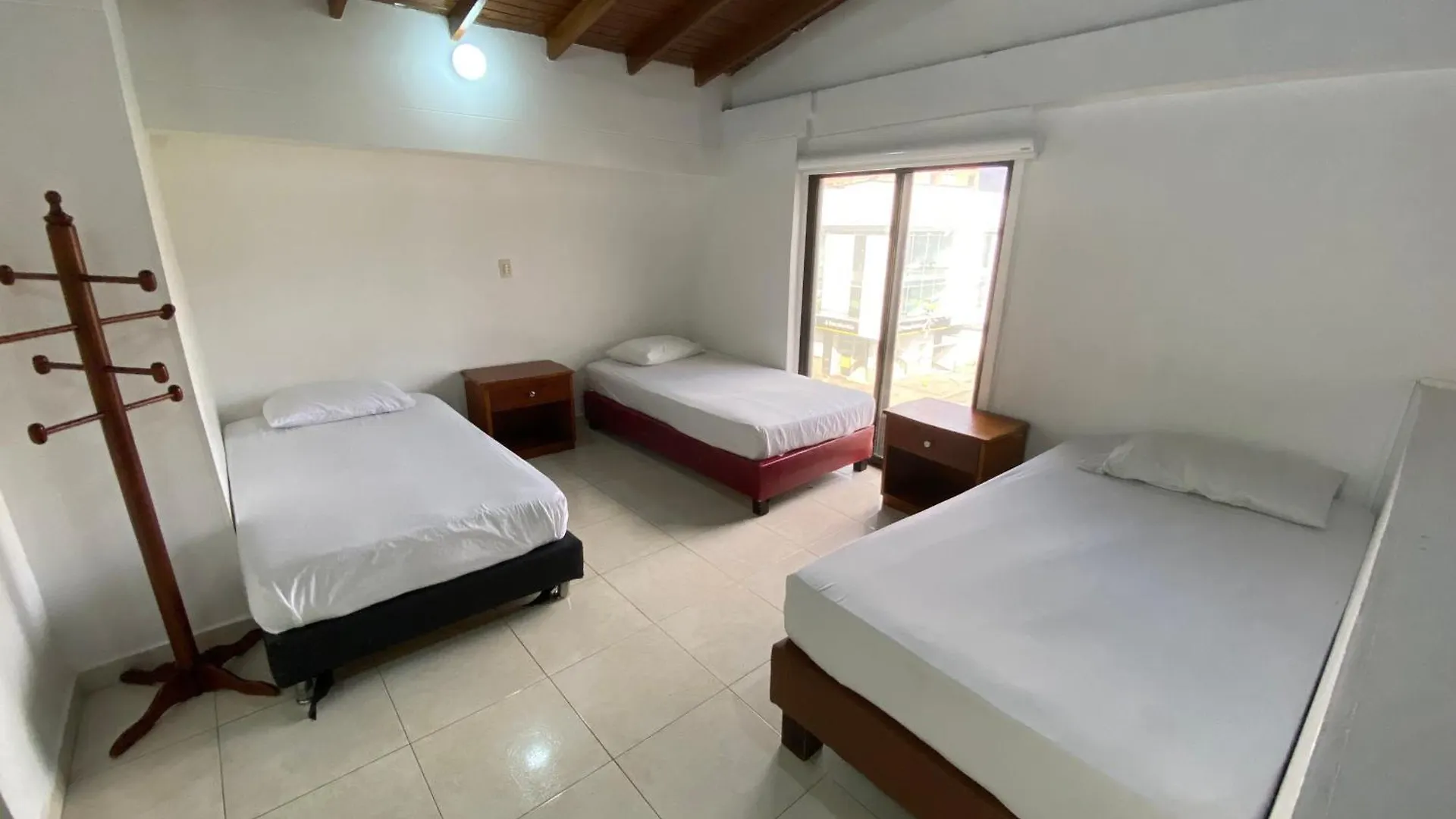 Hotel Laureles 70 Medellin 3*,