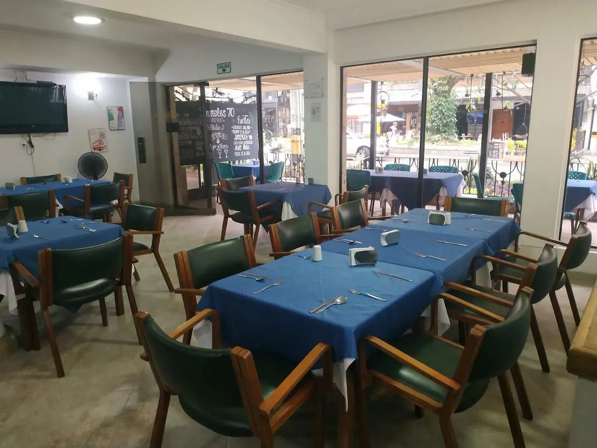 Hotel Laureles 70 Medellin